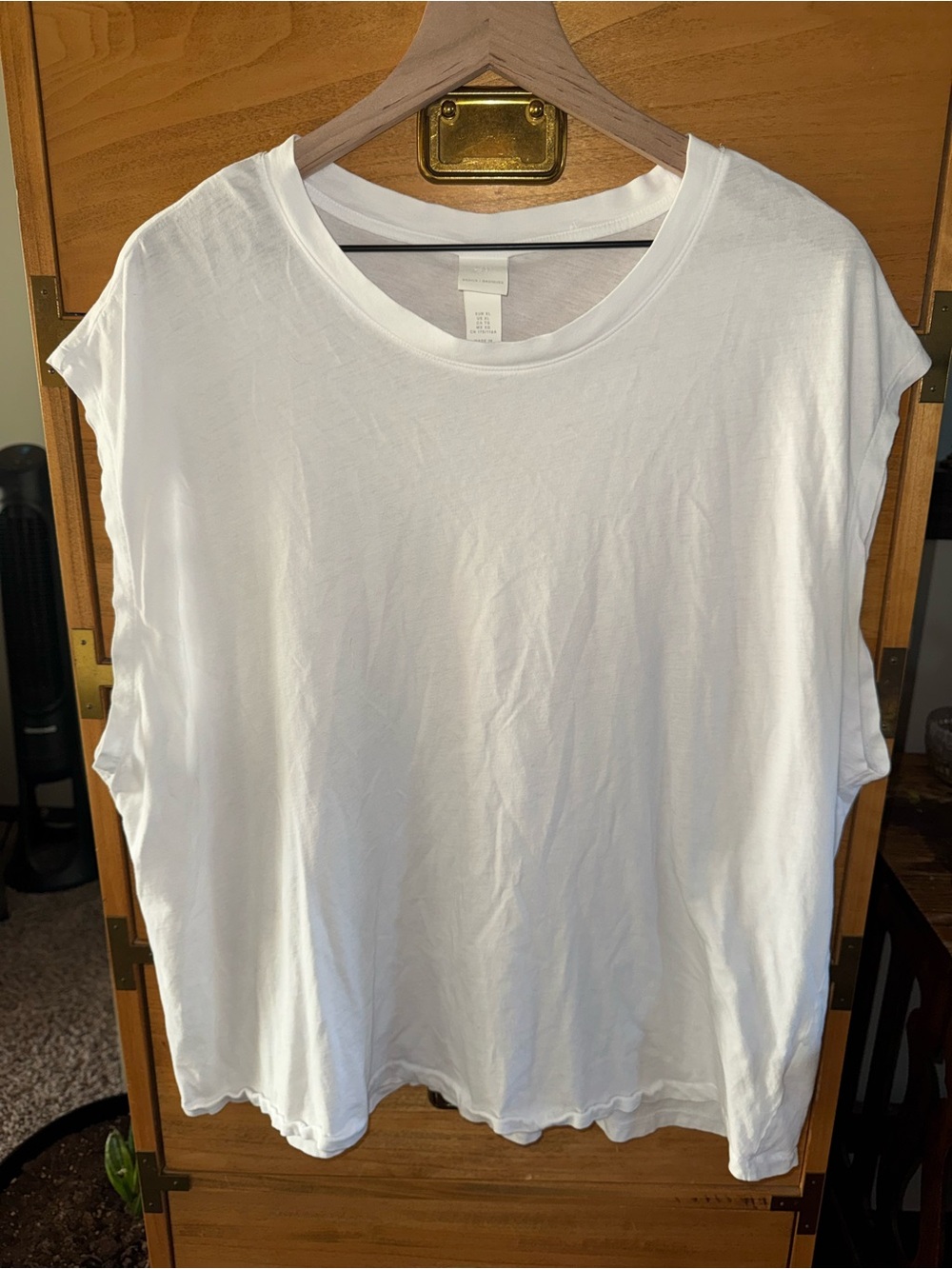 H&M White Scoop Neck Tank Top
